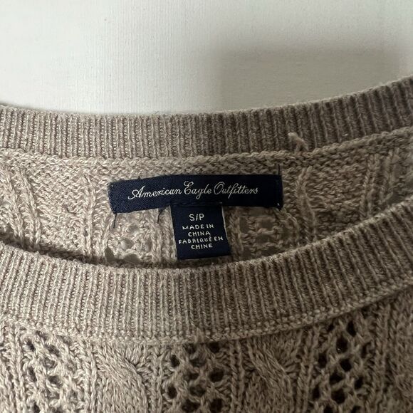 American Eagle Outfitters Women's Soft Pullover Long Cable Knit Sweater Sz S - Picture 6 of 8